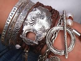 Joyas estilo artesanal
